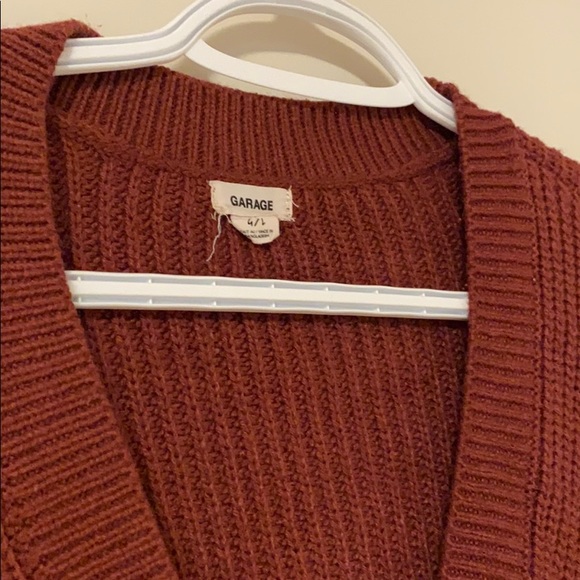 Cute sweater vest :) - Picture 2 of 3